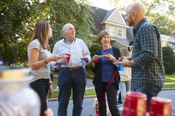 Articles - ?‍♀️?‍♀️?‍♀️Десет caring ways to help a neighbour in need