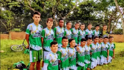 Torneo futbol jóvenes víctimas del reclutamiento forzoso - Los niños primero