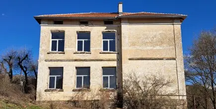 Набиране на средства за Дом за стари хора - работно име "Недосегаемите "