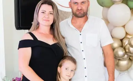 Salvați viața lui Alexandru - Vă rog din suflet – ajutați-ne să-i oferim lui Alexandru șansa de a rămâne alături de copiii lui.